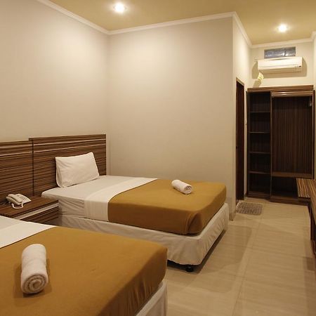 Palapa Hotel Mataram Eksteriør billede