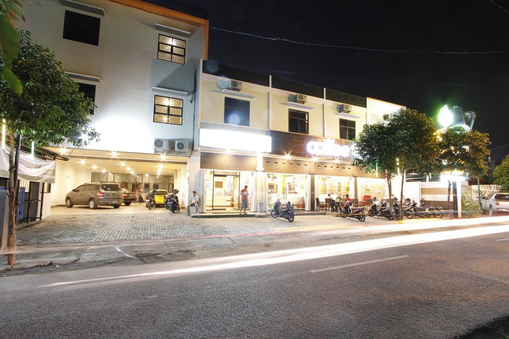 Palapa Hotel Mataram Eksteriør billede