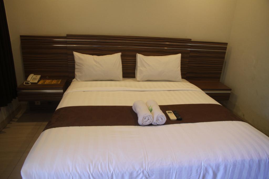Palapa Hotel Mataram Eksteriør billede