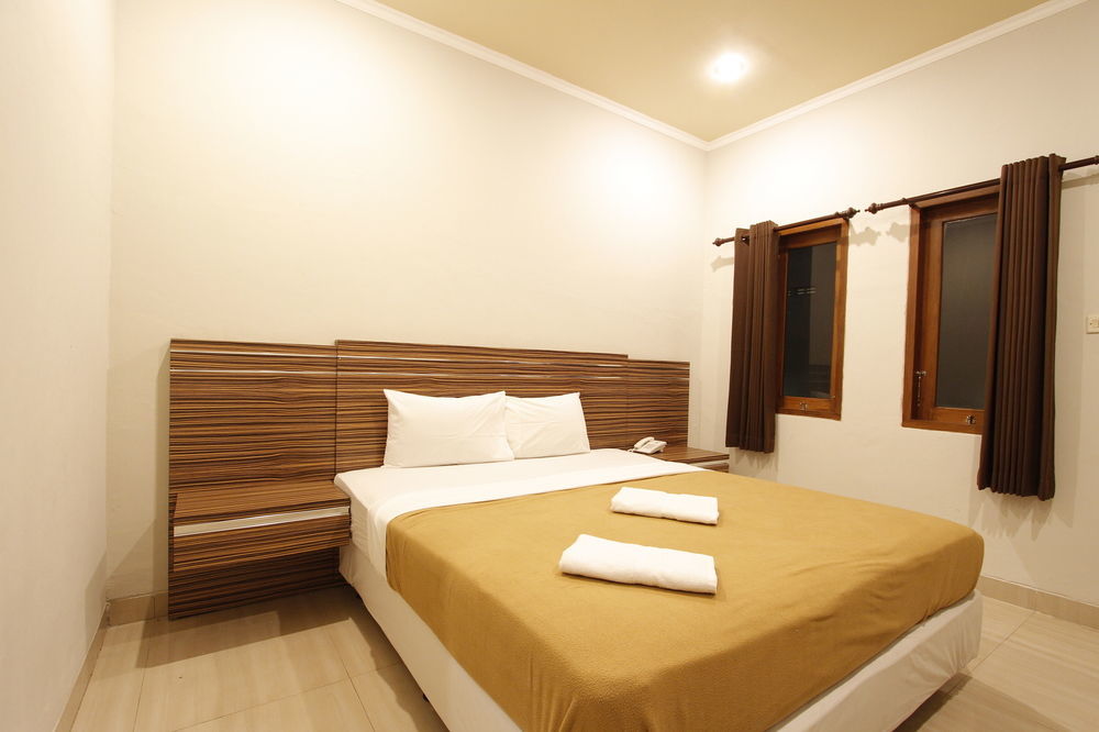 Palapa Hotel Mataram Eksteriør billede