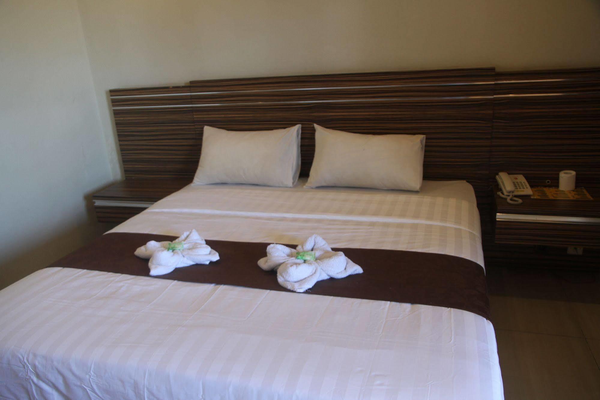 Palapa Hotel Mataram Eksteriør billede