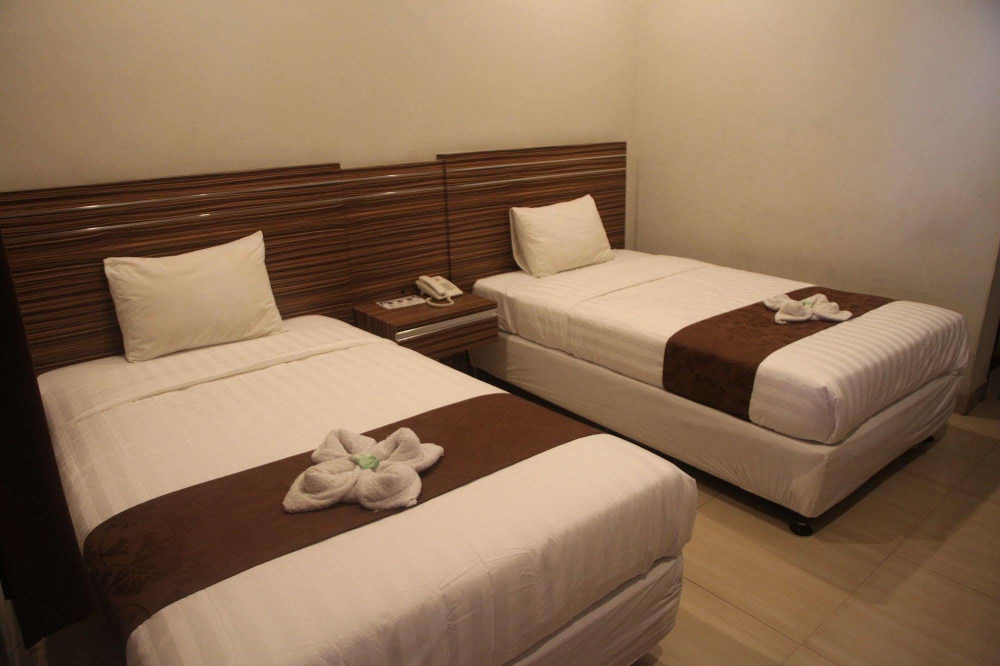 Palapa Hotel Mataram Eksteriør billede