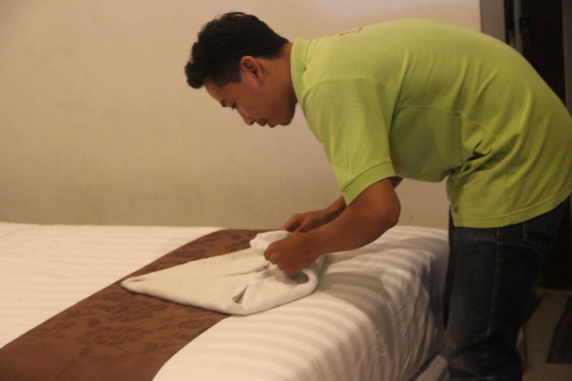 Palapa Hotel Mataram Eksteriør billede